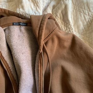 brandy melville (DO NOT BUY)